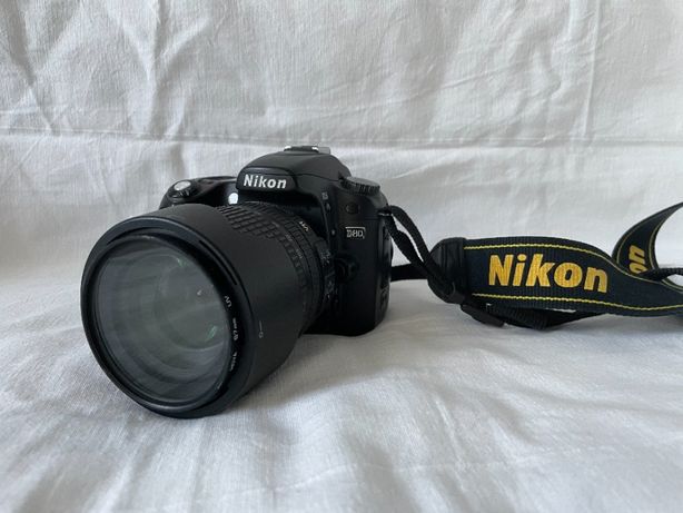 Nikon D80 + AF-S DX NIKKOR 18-105mm f/3.5-5.6G ED VR