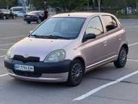 Toyota Yaris 2000 1.0VVTi Вариатор CVT