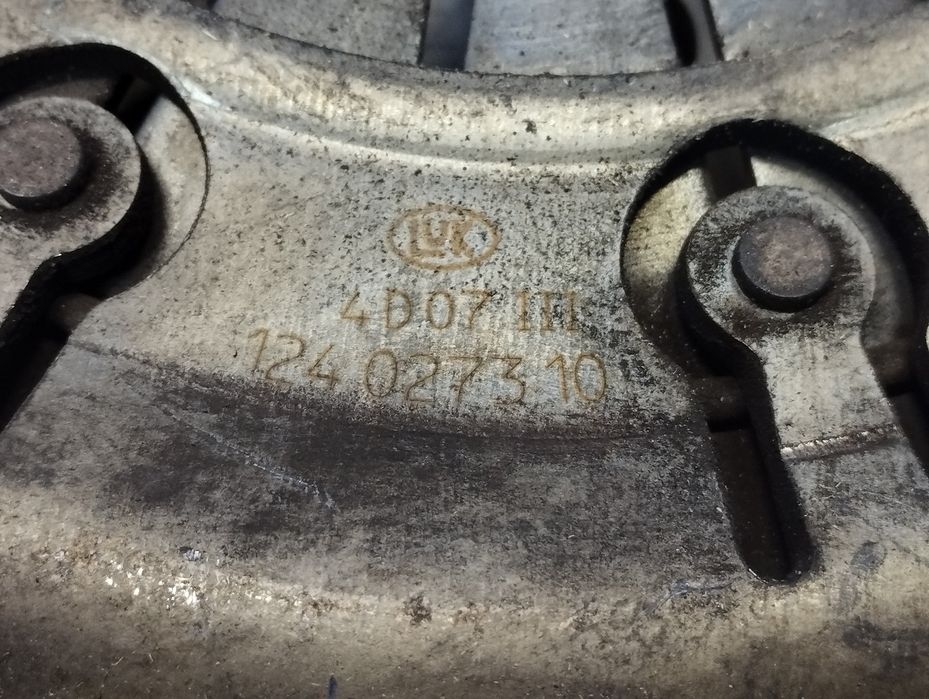 Зчеплення Віто 639 Маховик Vito 639