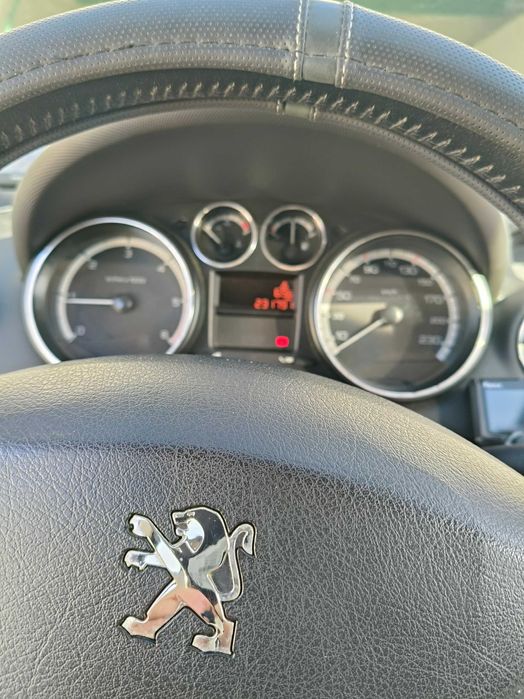 PEUGEOT 308 SW 2011!