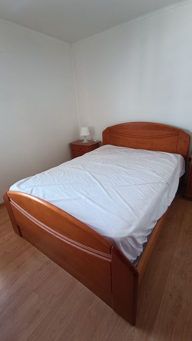 Quarto completo em cerejeira maciça