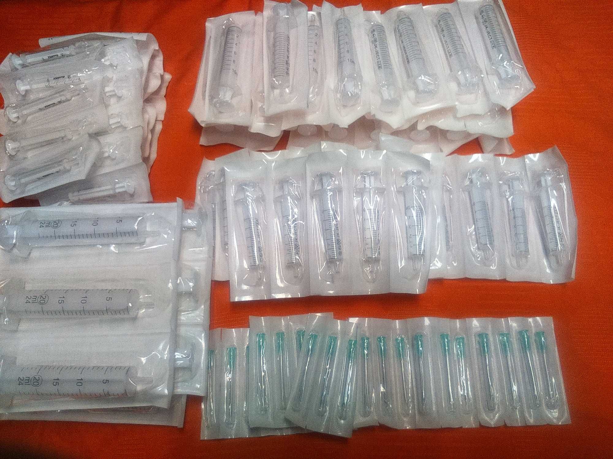 Strzykawki różne igły zestaw 2,5,10 i 20ml