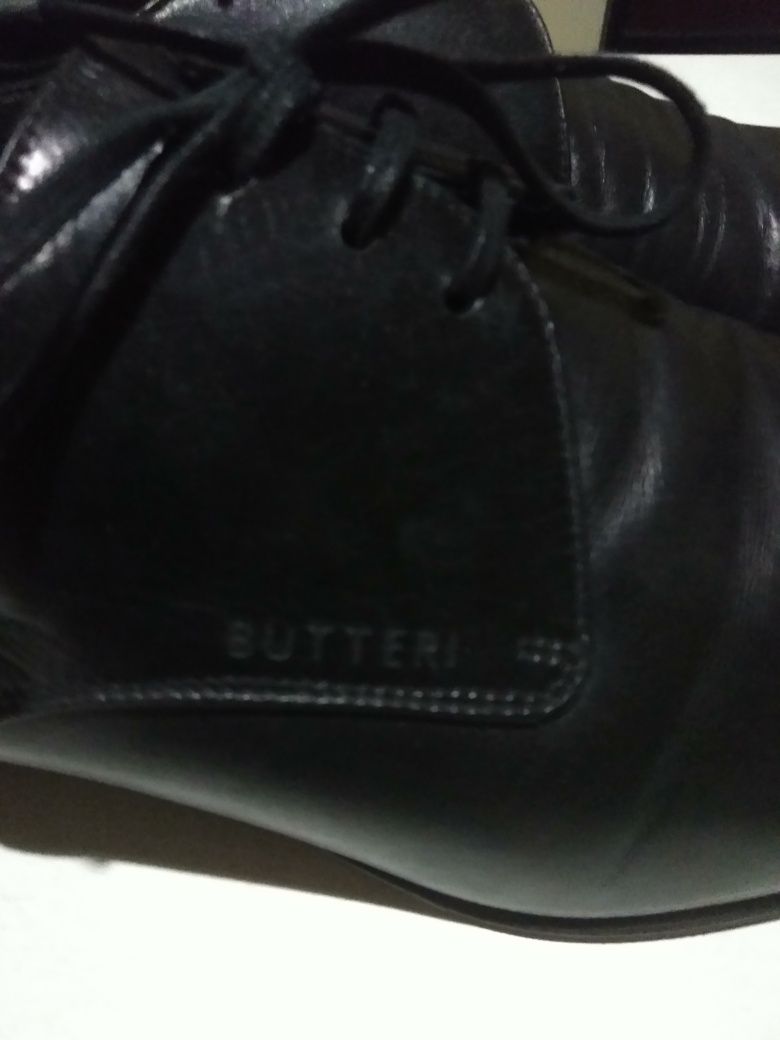 Мужские туфли 41 размера Gianfranco Butteri vero cuoio