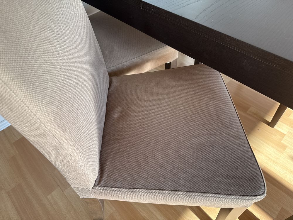 Ikea Stół  Bjursta i 4 krzesła Henriksdal