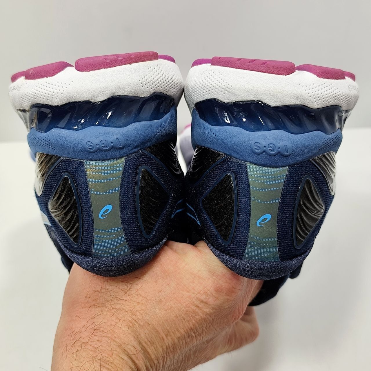 кросівки Asics Gel-Nimbus 23 40.5р/26см