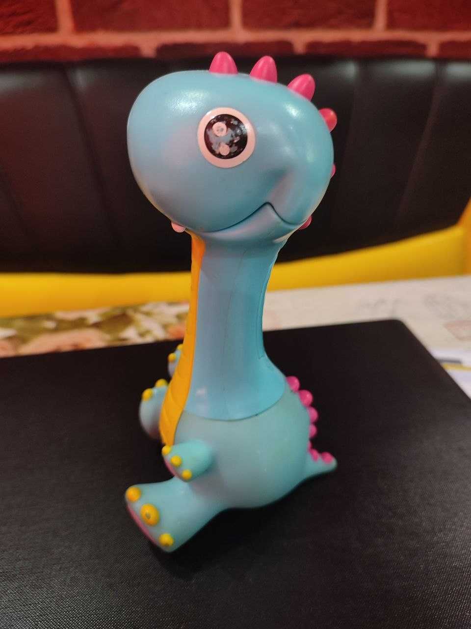 Интерактивная игрушка "Динозавр Рык" от Tomy