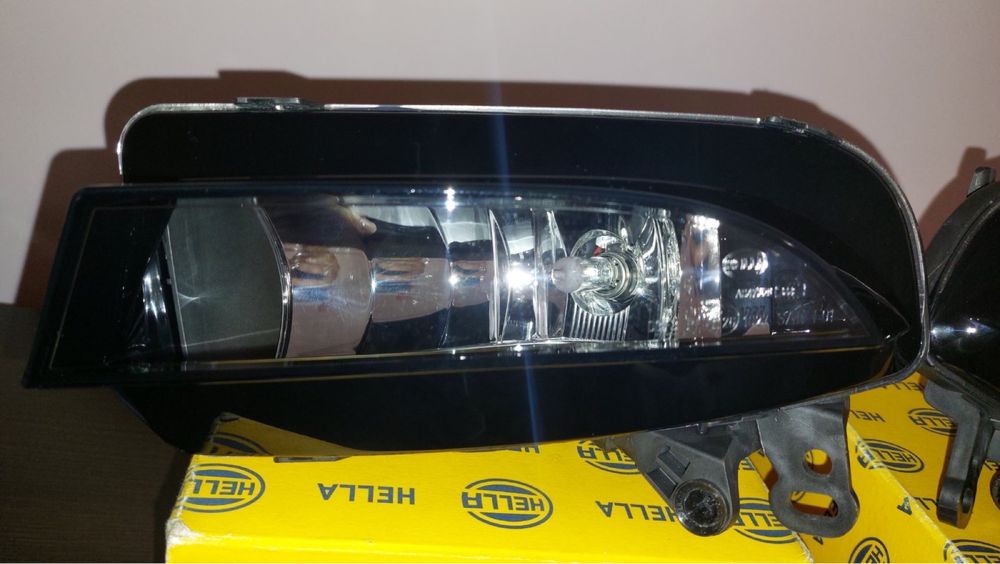 Туманки. Противотуманки Audi A5 (нові) фірми Hella.