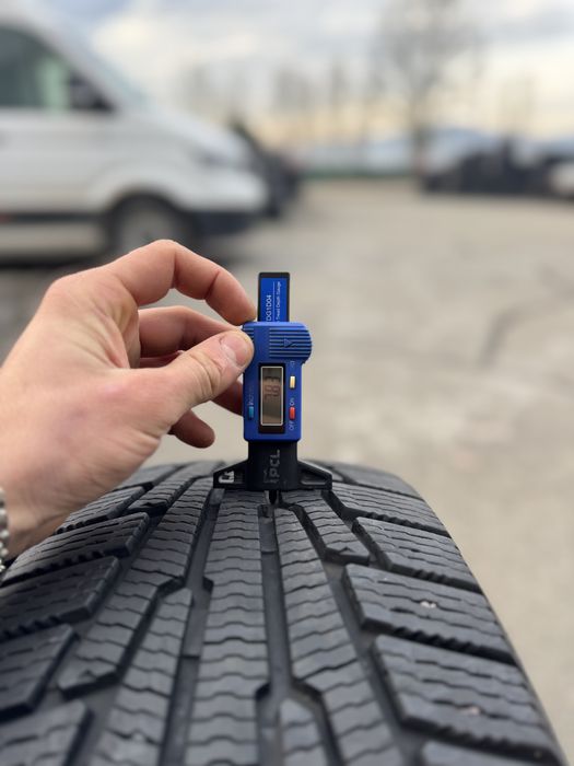 Шини зимові 225/60/17 Nokian зимние шины