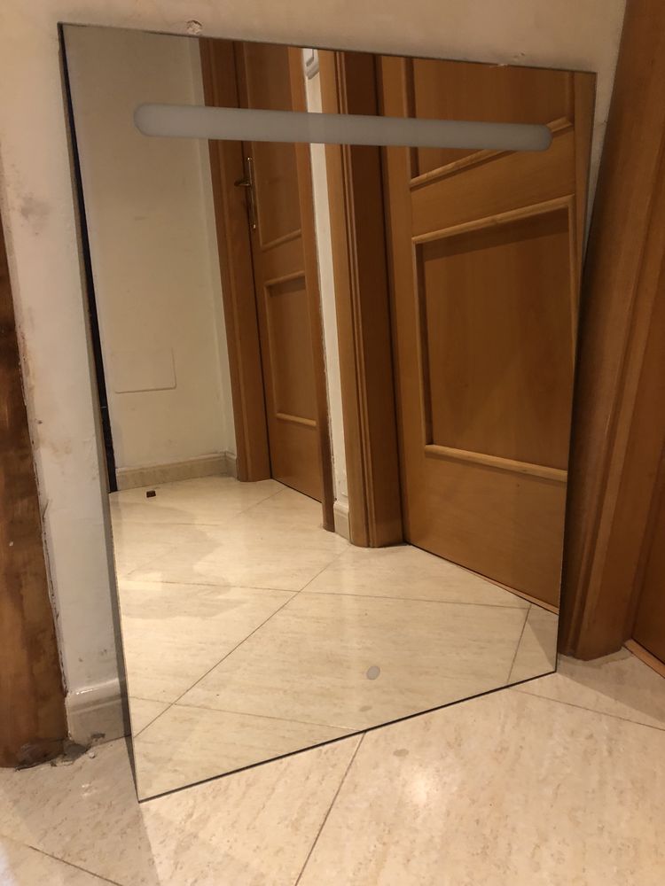 Espelho c Iluminacão