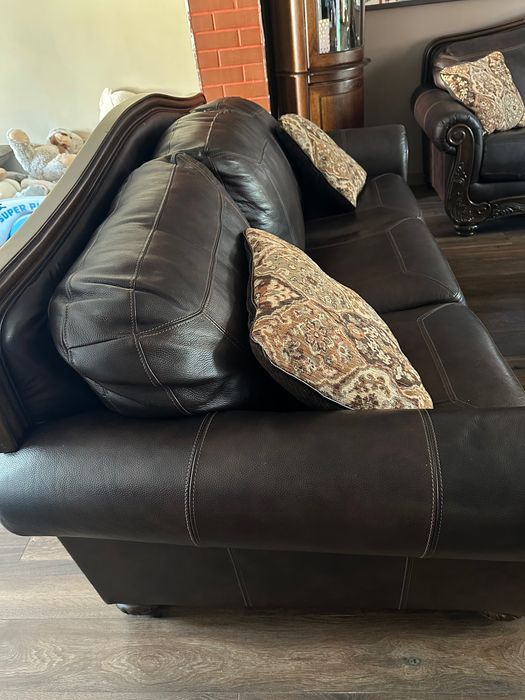 2 sofy rustykalne zestaw wypoczynkowy skóra mellwood Ashley furniture