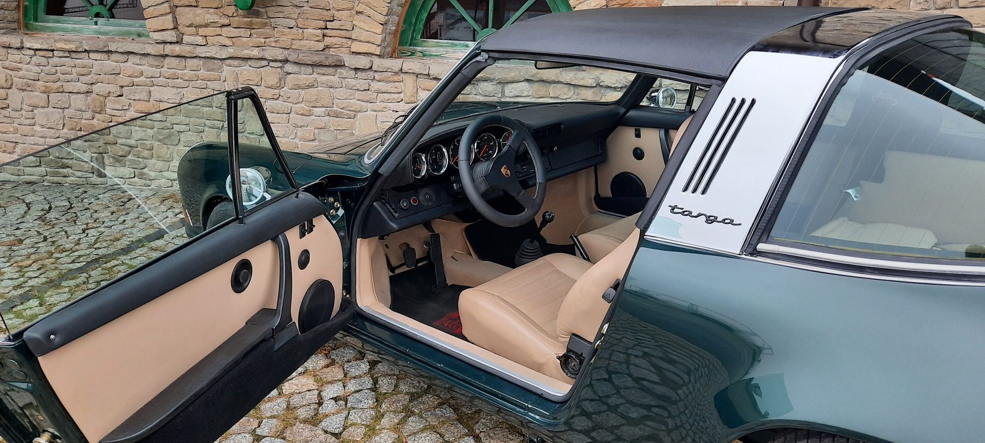 Porsche 911 Targa F model 1973r.