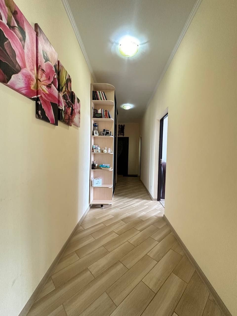 Оренда 2-кімнатної квартири в центрі міста.