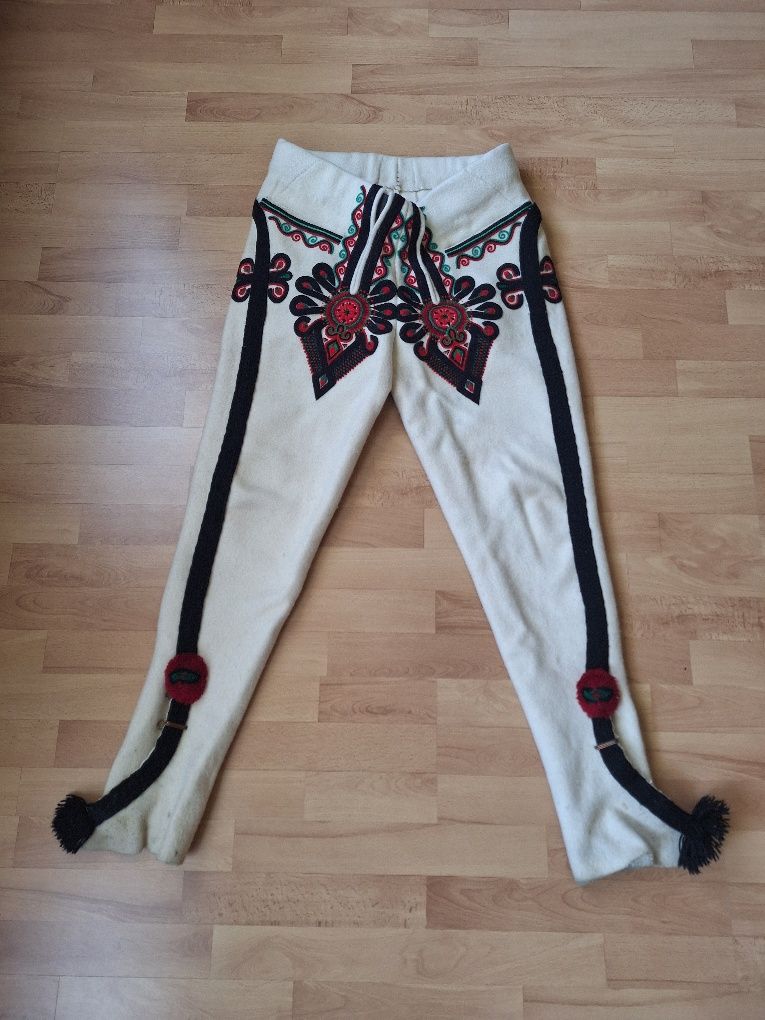 Portki góralskie