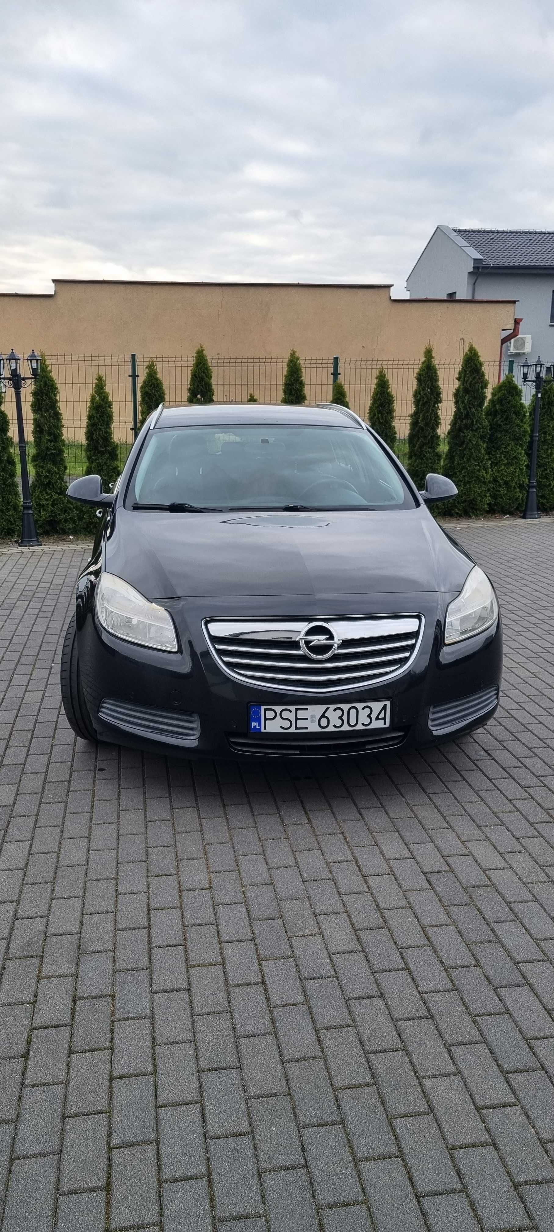 OPEL INSIGNIA A Sports Tourer 2.0 CDTI Business Edition