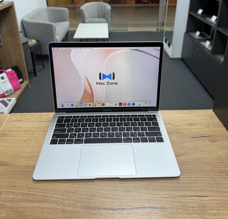 40 циклів | Macbook Air 13 2019 | I5•8Gb•256Gb | Гарантія Макбук Київ