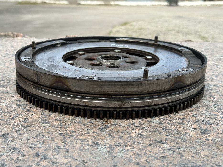 Щеплення Audi a4 b7 2.0 TDI BMR сцепление демфер диск маховик ауді а4