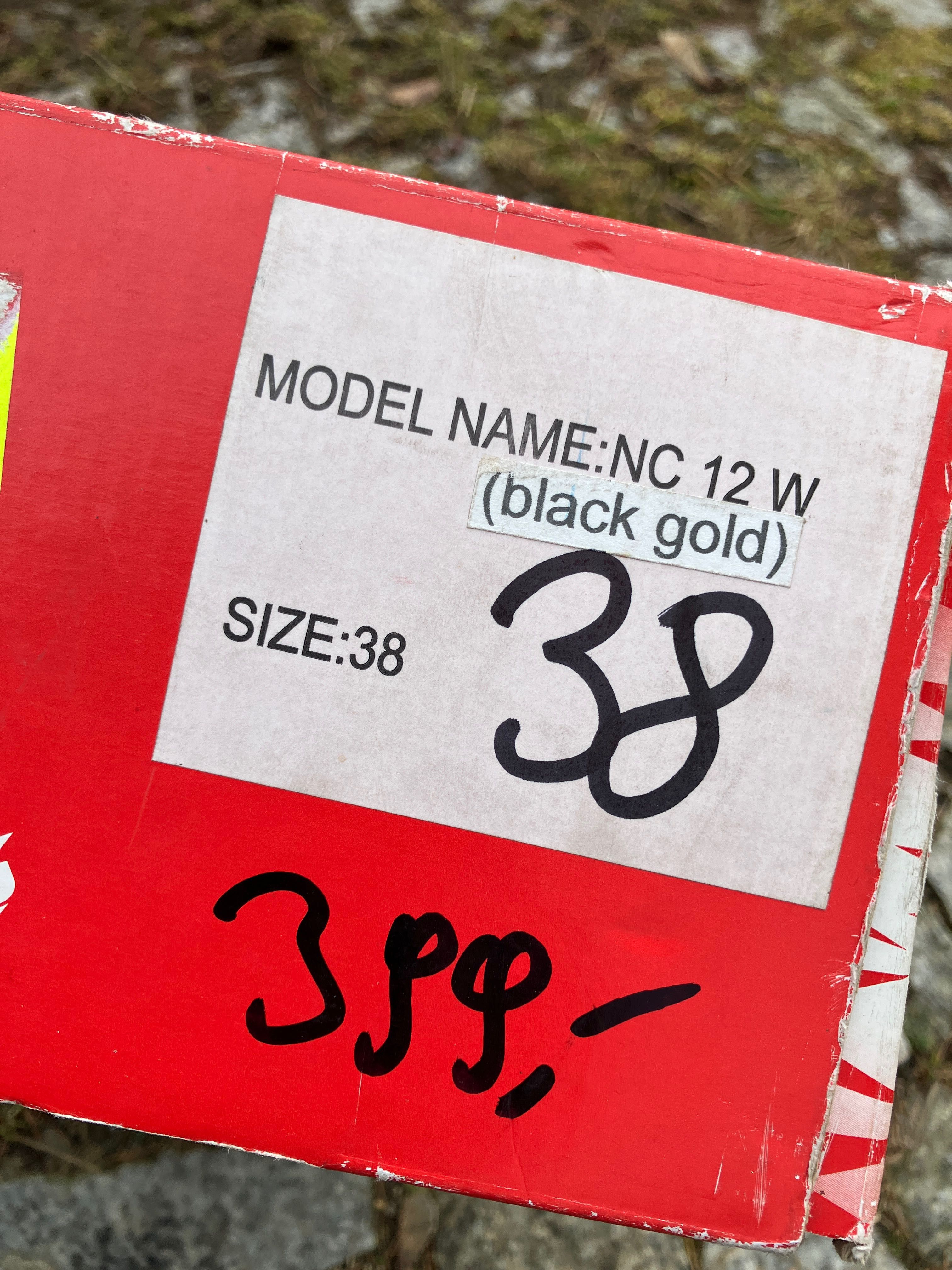 Buty damskie do nart biegowych klasyk Madshus r. 38 / 24-24,5 cm