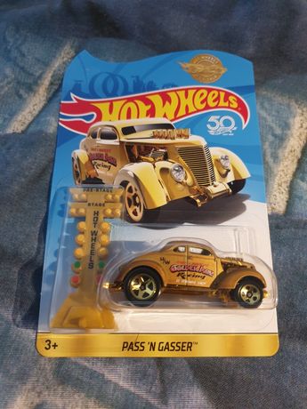 Hot wheels gold pass n gasser