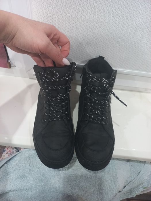 Взуття на підлітка 38 розмір NEXT