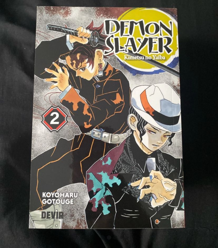 volumes 1-6 demon slayer