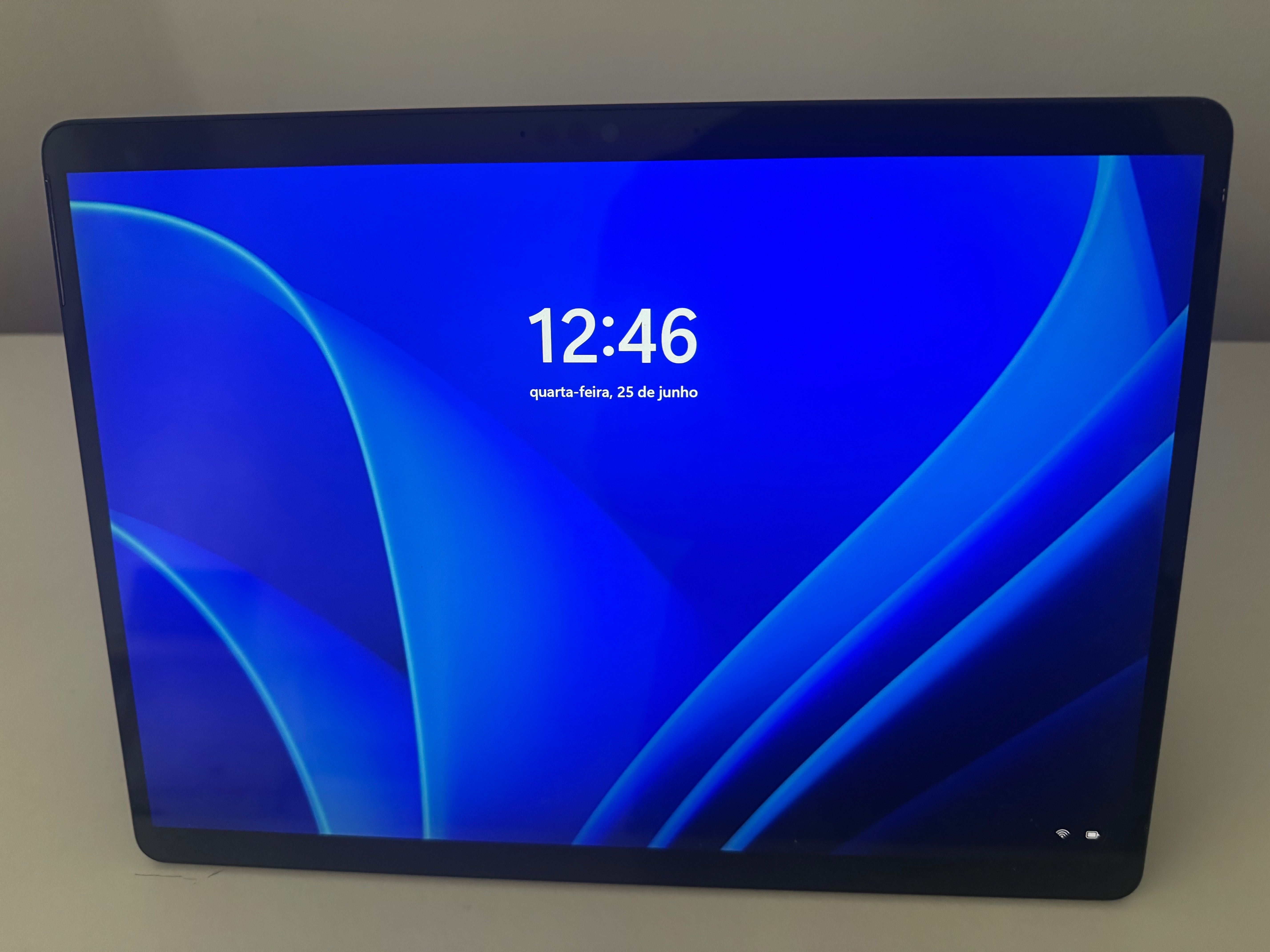 Surface PRO X 128GB sq1