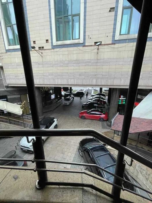 Бар Велика Васильківська 3 Арена сіті пл. українських героїв центр