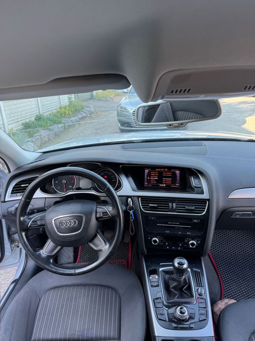 Audi A4 2013 повний привід