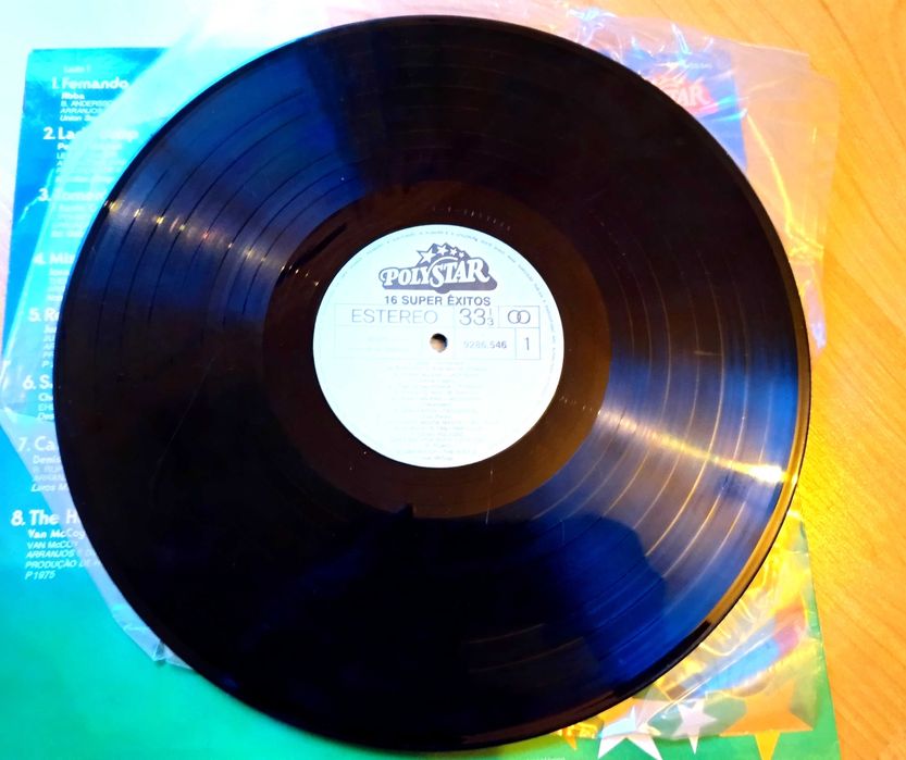 16 Super Êxitos - 1975/76