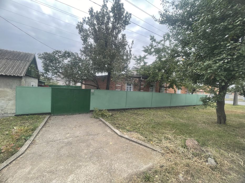 Продам половину будинку (власник)