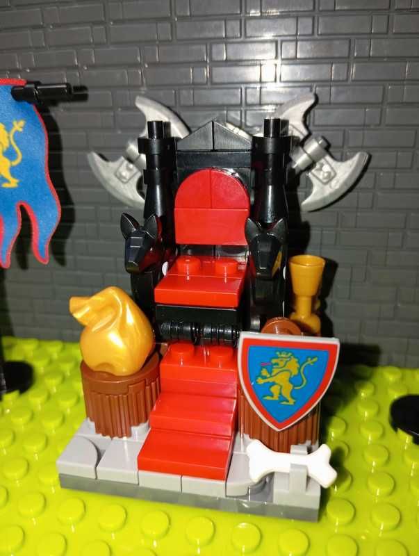 Zestaw Moc Tron Królewski Crusaders Knights +4 Figurki jak LEGO Castle