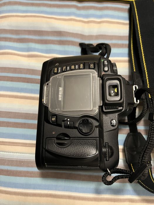 Kit Nikon D70 Advance (maquina e acessorios)