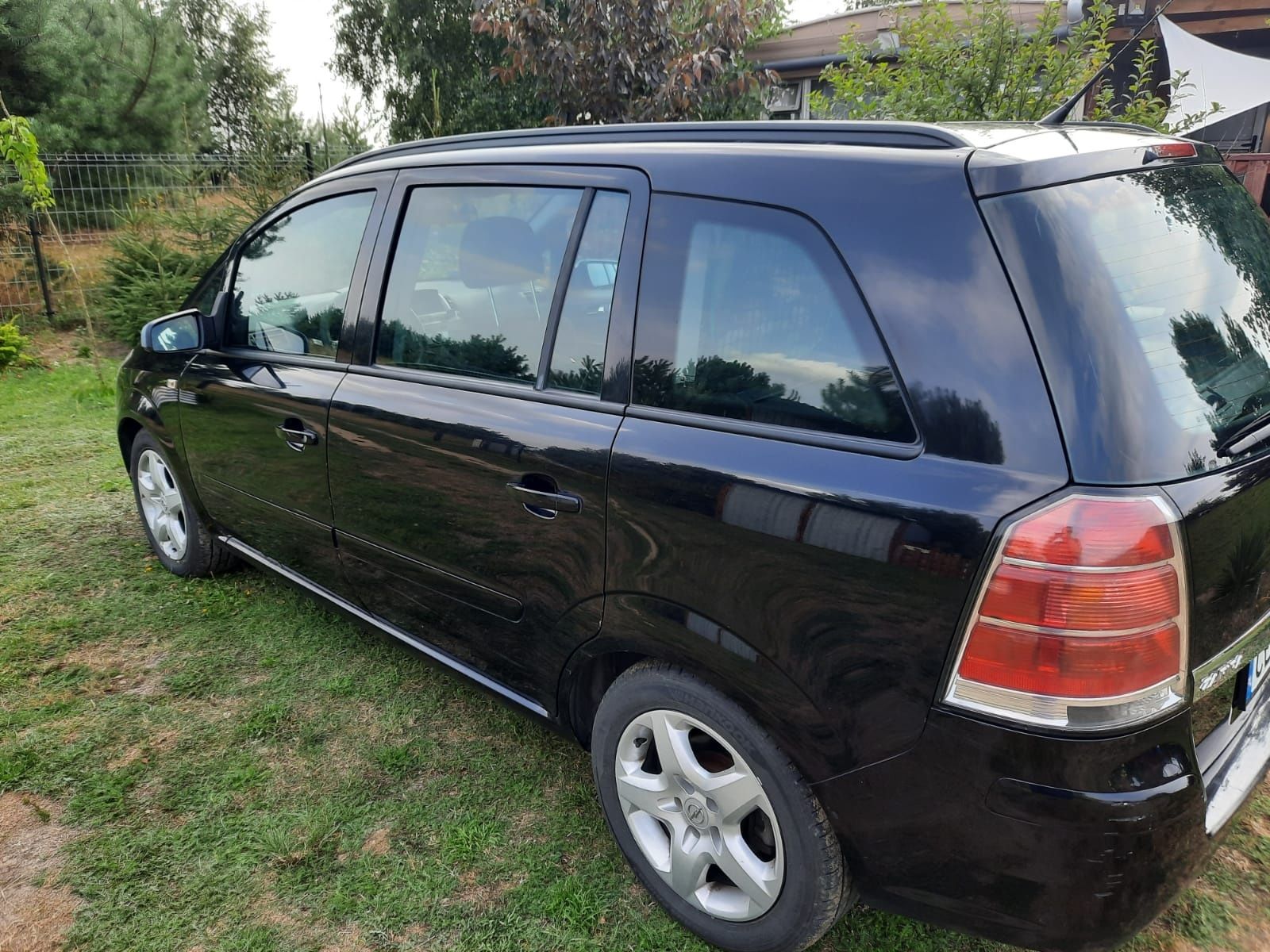 Zafira B Opel ZAFIRA 1.9 CDTI 2007 r