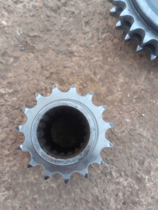 CLAAS JAGUAR  муфта 15 - 29 зірочки редуктора