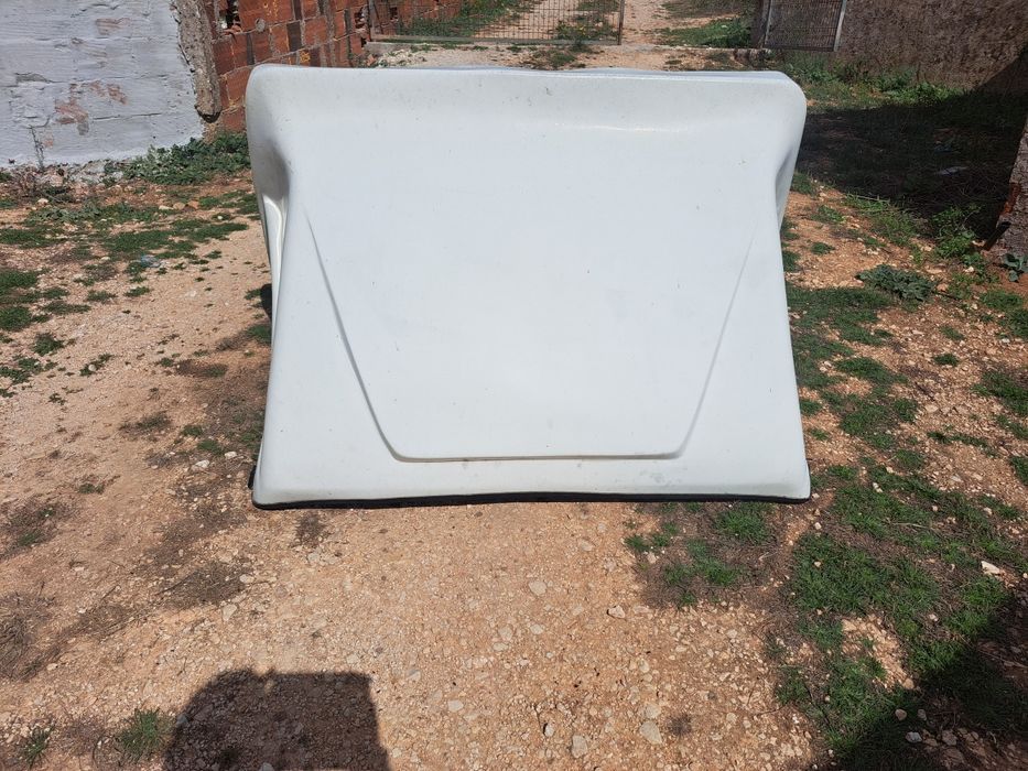 Corta vento para viatura comercial