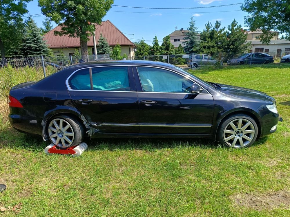 Skoda Superb 2.0tdi 170km dsg 2010r.