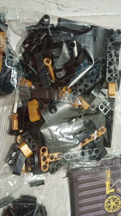 Конструктор машинка лего 1690 дет