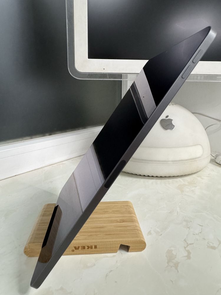 iPad Air 4 2020 256Gb Space WiFi Гарний стан Без обмежень та блокувань
