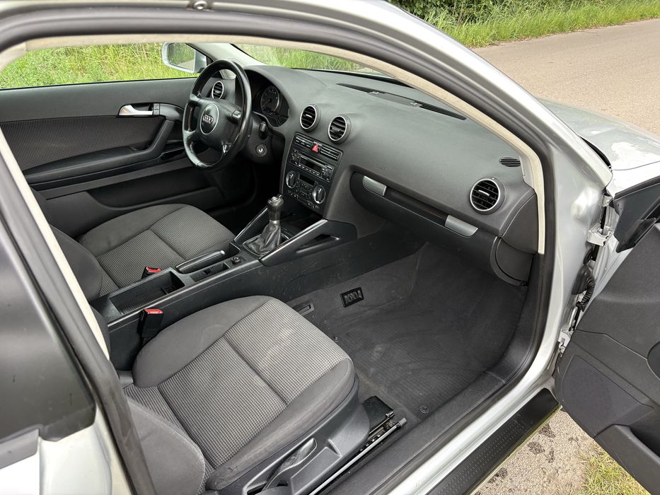 Audi A3 8P 2.0 Benzyna Sprzedam/ Zamienie na Quada lub motocykl, skute