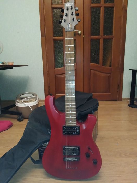 Електрогітара Schecter deluxe 006