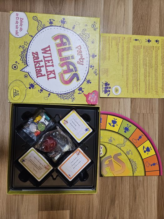 Gry planszowe, karciane, rodzinne,  towarzyskie dla dzieci i doroslych