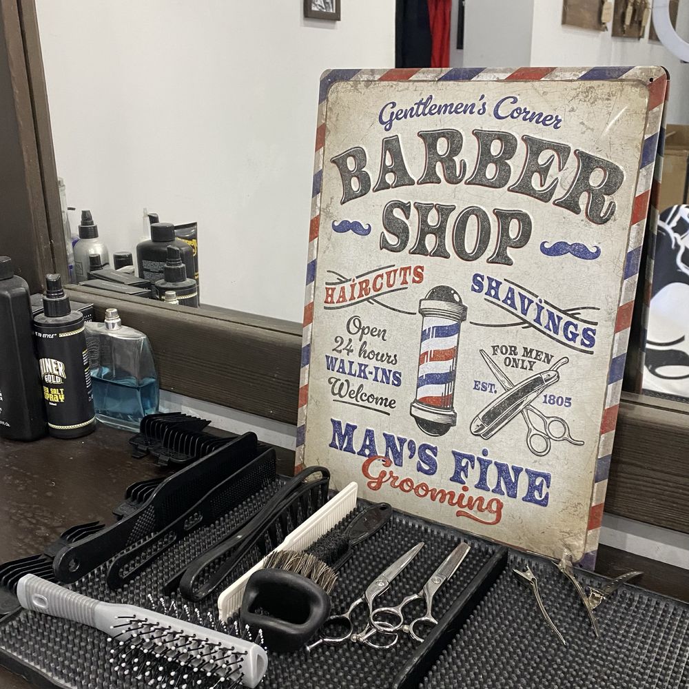 Постер металевий barber shop