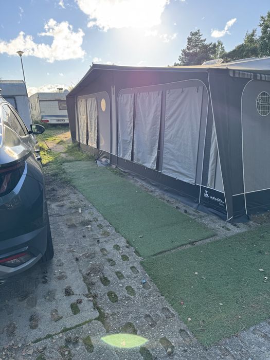 Sprzedam przyczepe Fendt diamant 650 z wyposazeniem