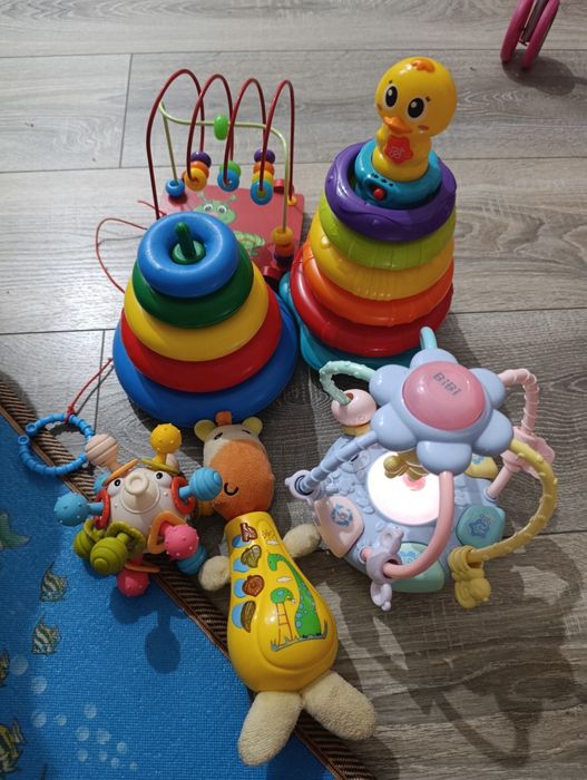 Лот музичних розвиваючих іграшок