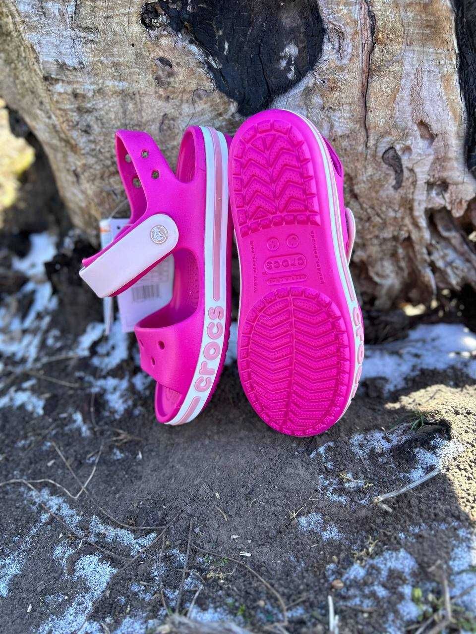 Crocs Bayaband Sandal Charcoal детские сандали серые С7-J3