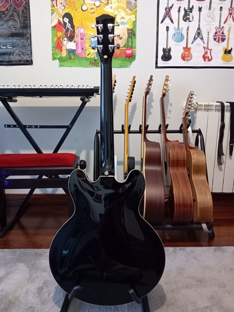 Guitarra Semi-Acústica Donner