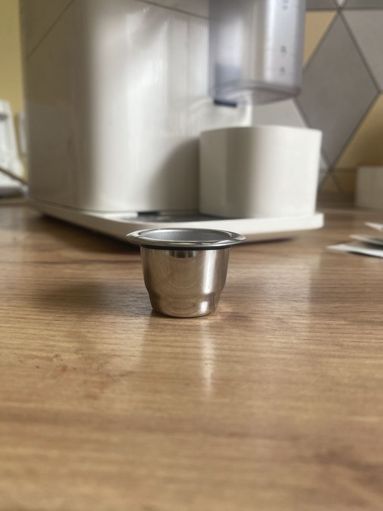 Ekspres do kawy Nespresso plus gratis