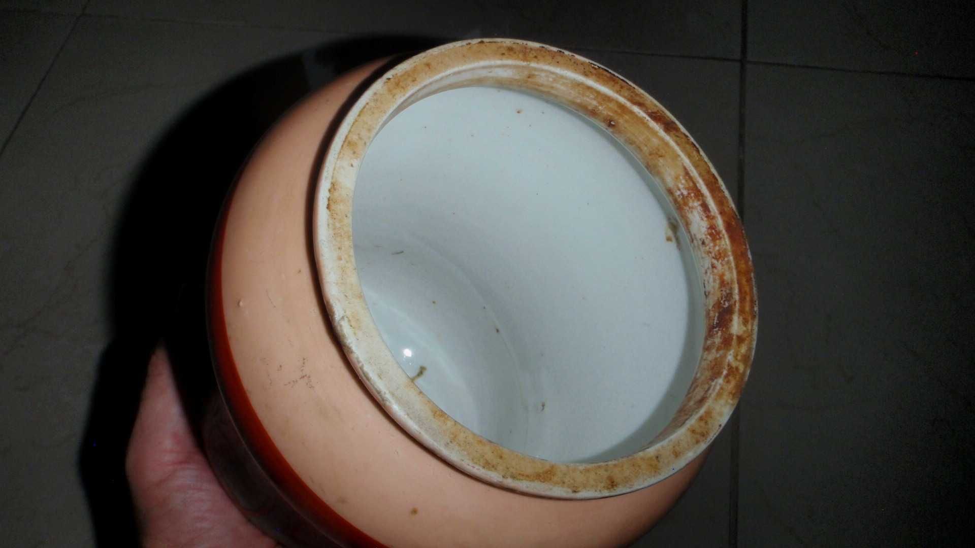 Secesja - korpus lampy naftowej z lat 1900 - 1920 .