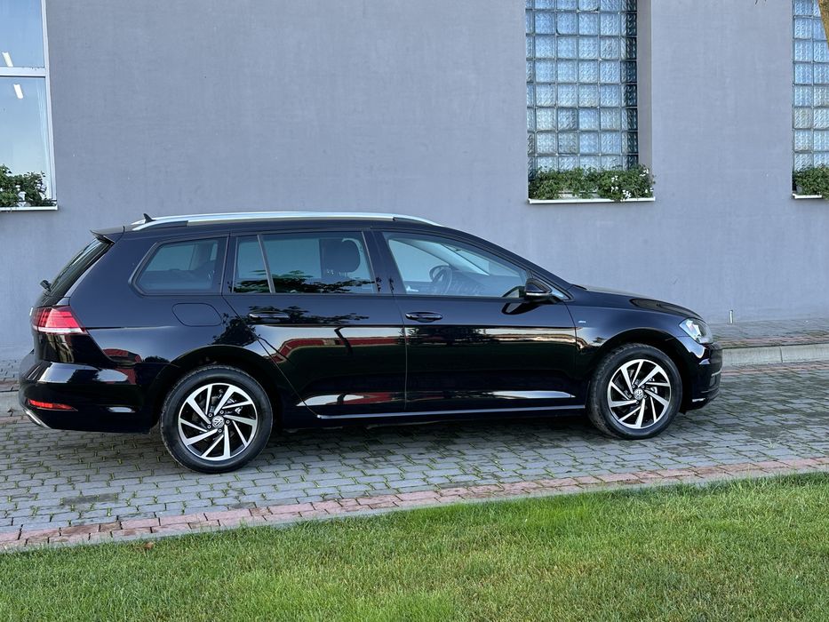 Продам свіжо пригнане дуже гарному стані авто.