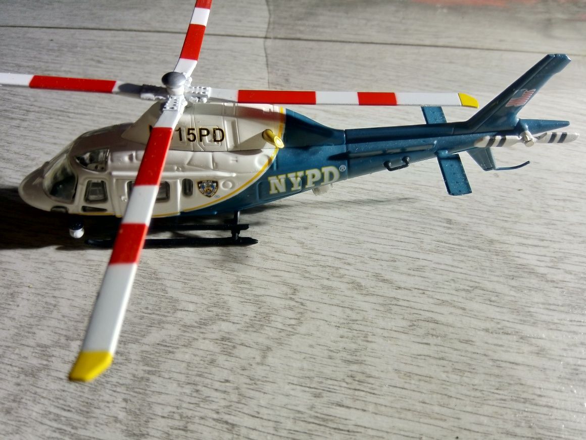 Model śmigłowiec helikopter