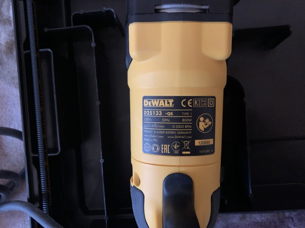 Перфоратор Dewalt D25133K